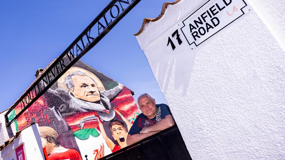 danske-fodboldfans-flyver-til-england-hver-uge-jeg-synes-ikke-at
